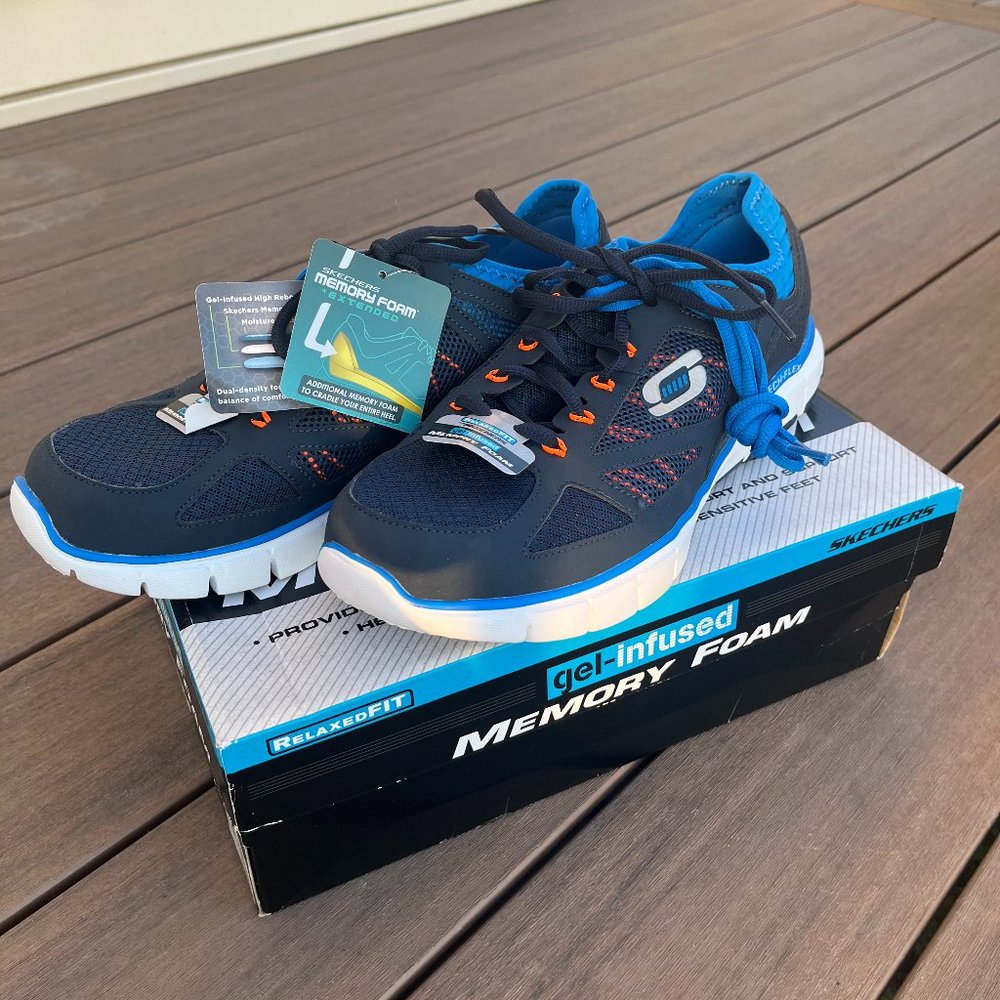 Skechers